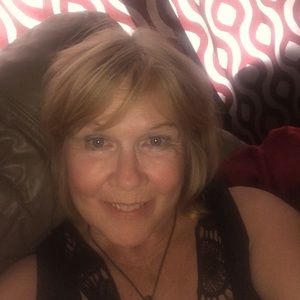 Meet your Posher, Janet